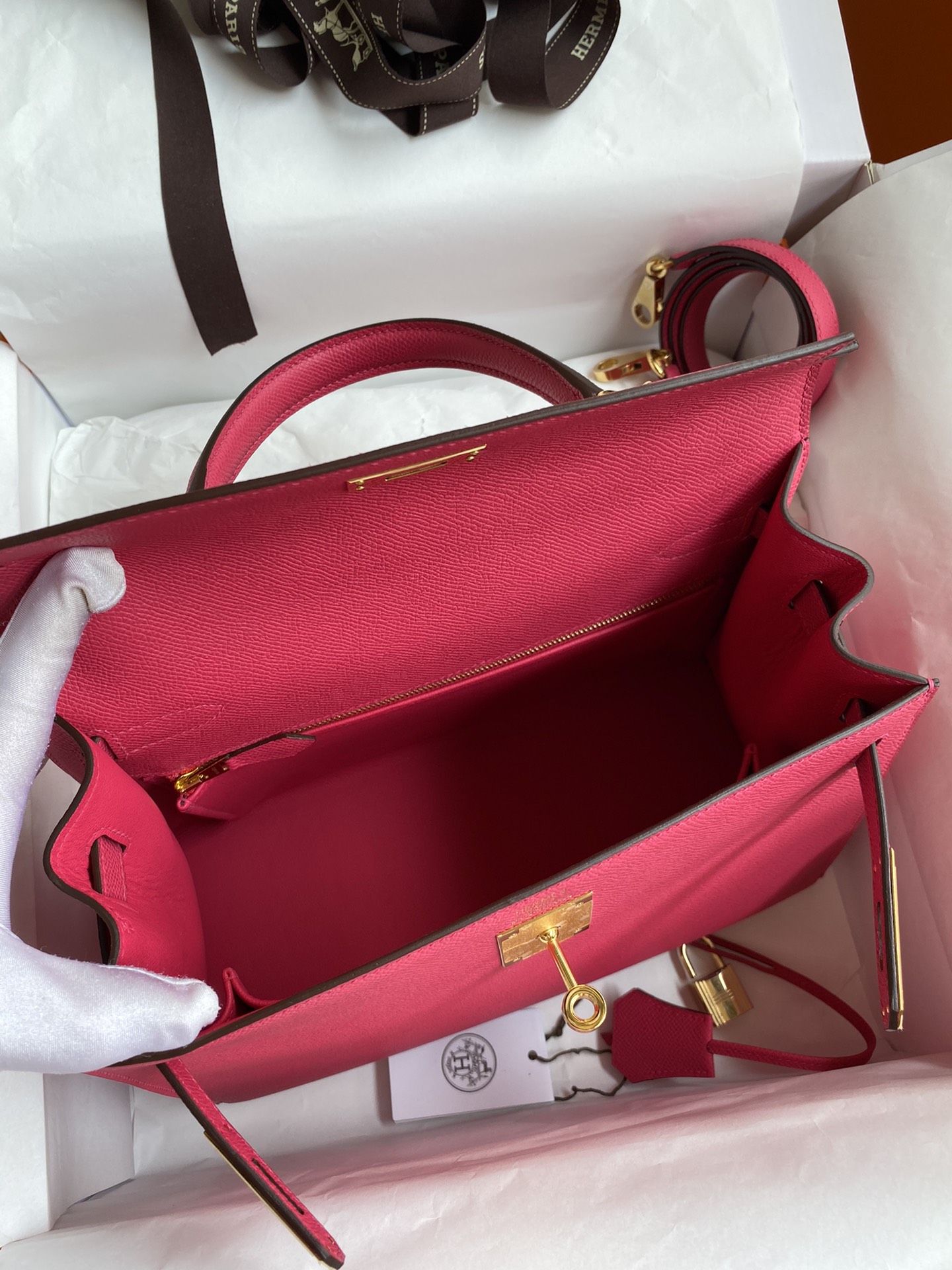 Hermes Kelly 28cm Handbag Shoulder Bag in Rose Red Epsom Leather